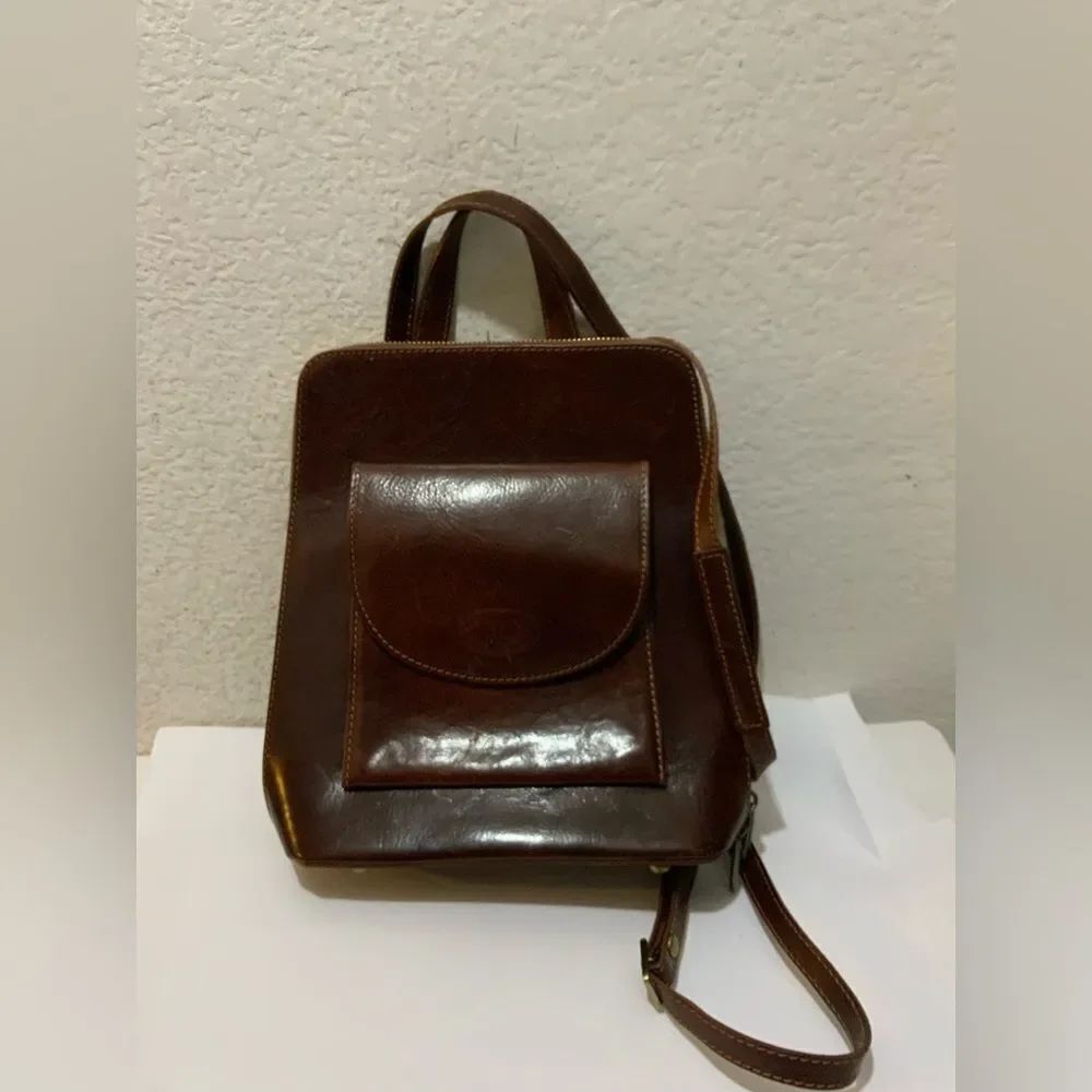 Vera Pelle Made in Italy Brown Leather Backpack Front Pocket Adjustable Straps